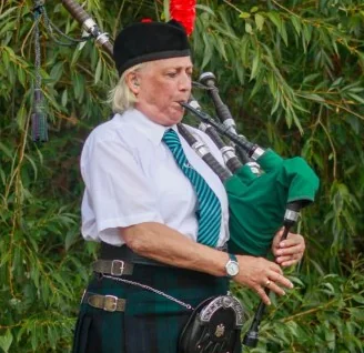 Sarah Cobo, Piper